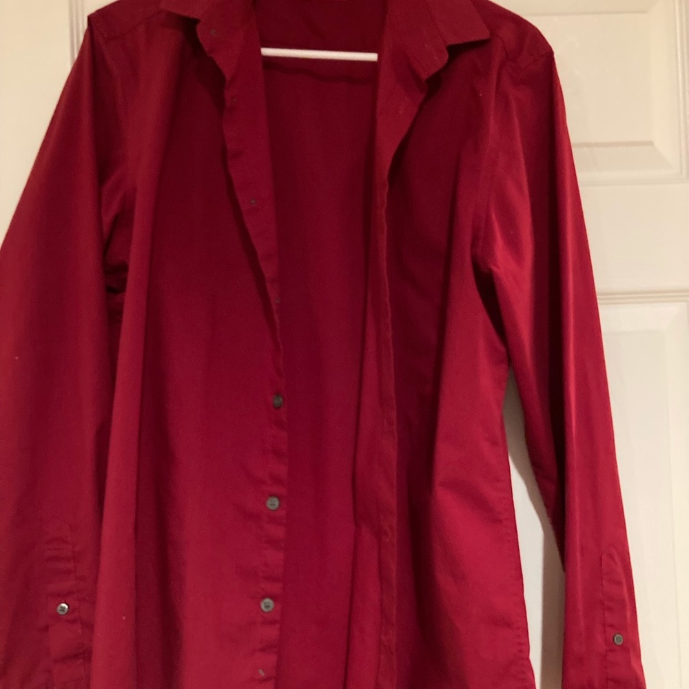Alfani dress shirt. Good condition. No flaws.